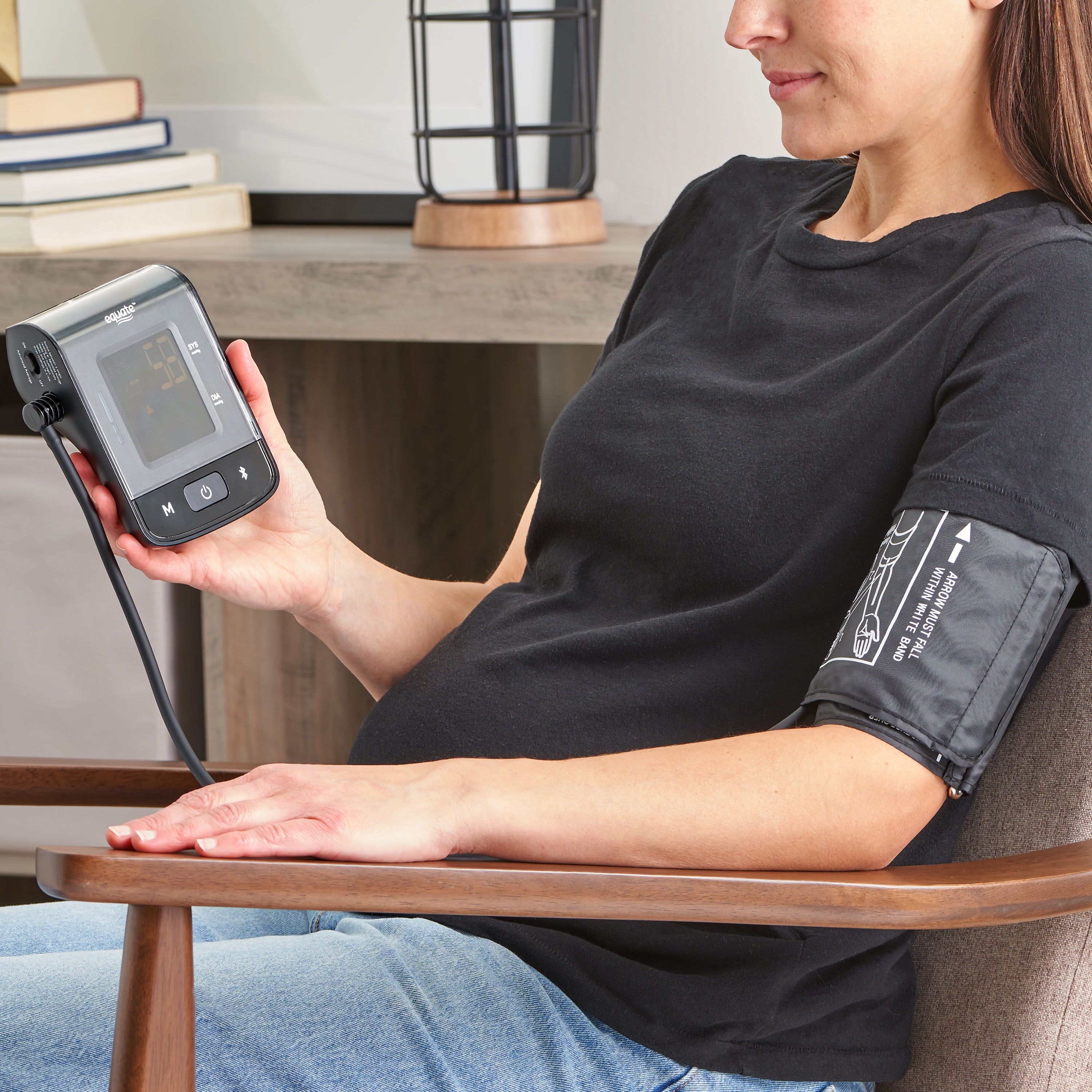 8000 Series Premium Upper Arm Cuff Blood Pressure Monitor. Equipped W/ Bluetooth Wireless Technology